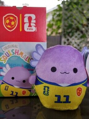Squishmallows Happy Meal X FIFA 2026 - Monica The Axolotl